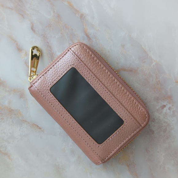 Pink card holder/wallet - like new - Picture 2 of 5